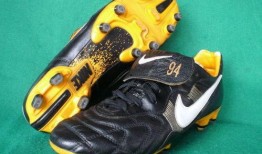 新款足球鞋爆料视频播放